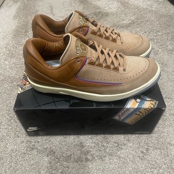 AIR JORDAN 2 RETRO LOW SP Detroit - Men’s - Picture 6 of 10